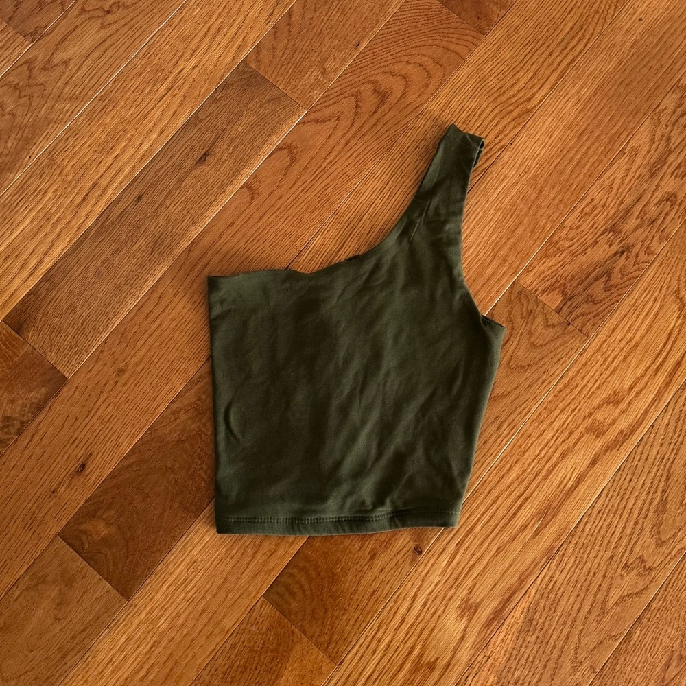 Windsor Olive One-Shoulder Crop Tank